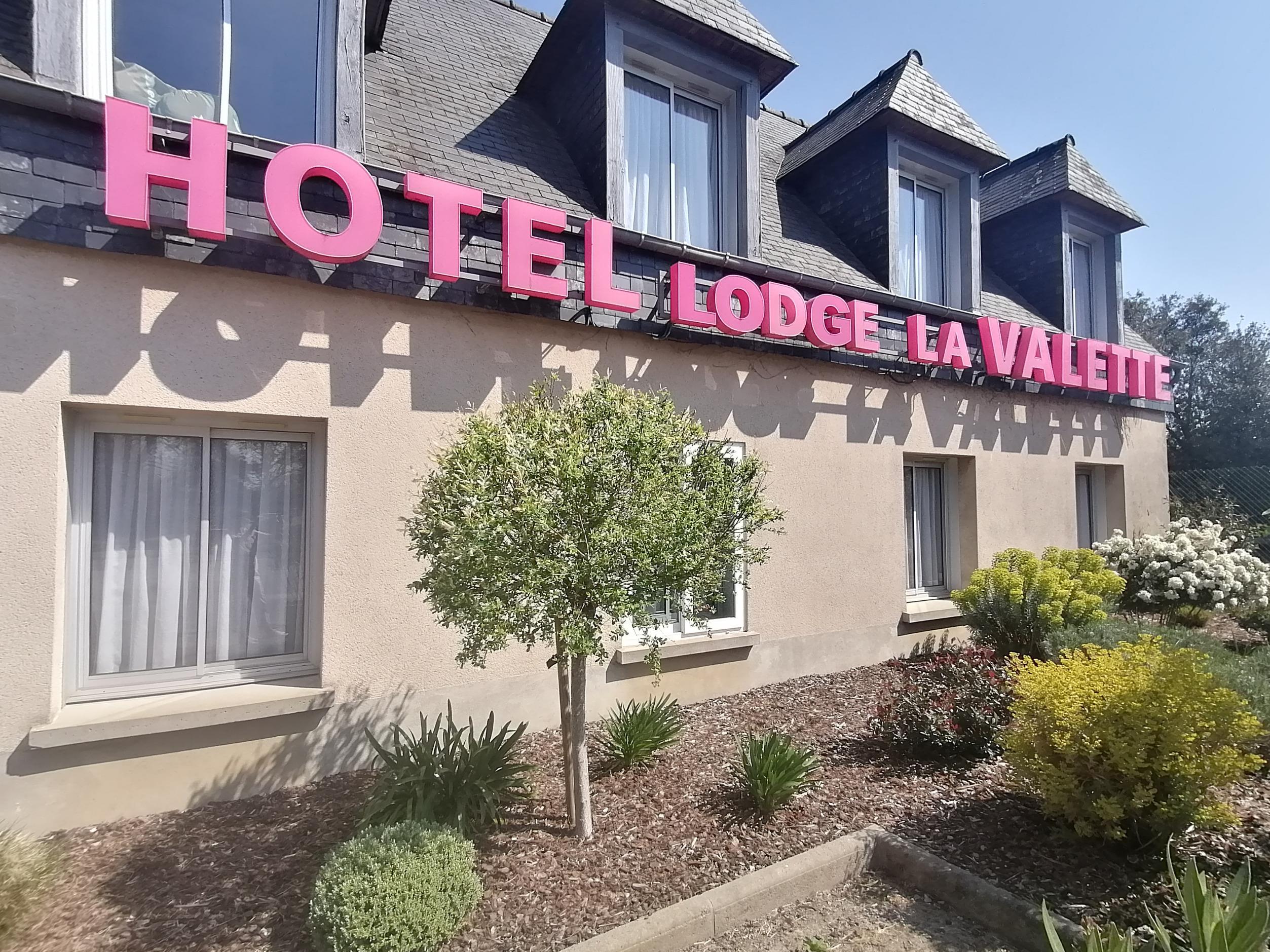 Logis Hôtel Lodge la Valette