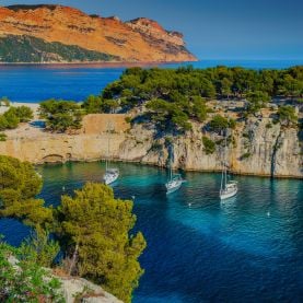 images/Destinations_populaires/destination-populaire-cassis.jpg