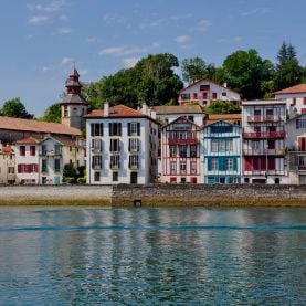 images/Destinations_populaires/destination-populaire-saint-jean-de-luz.jpg